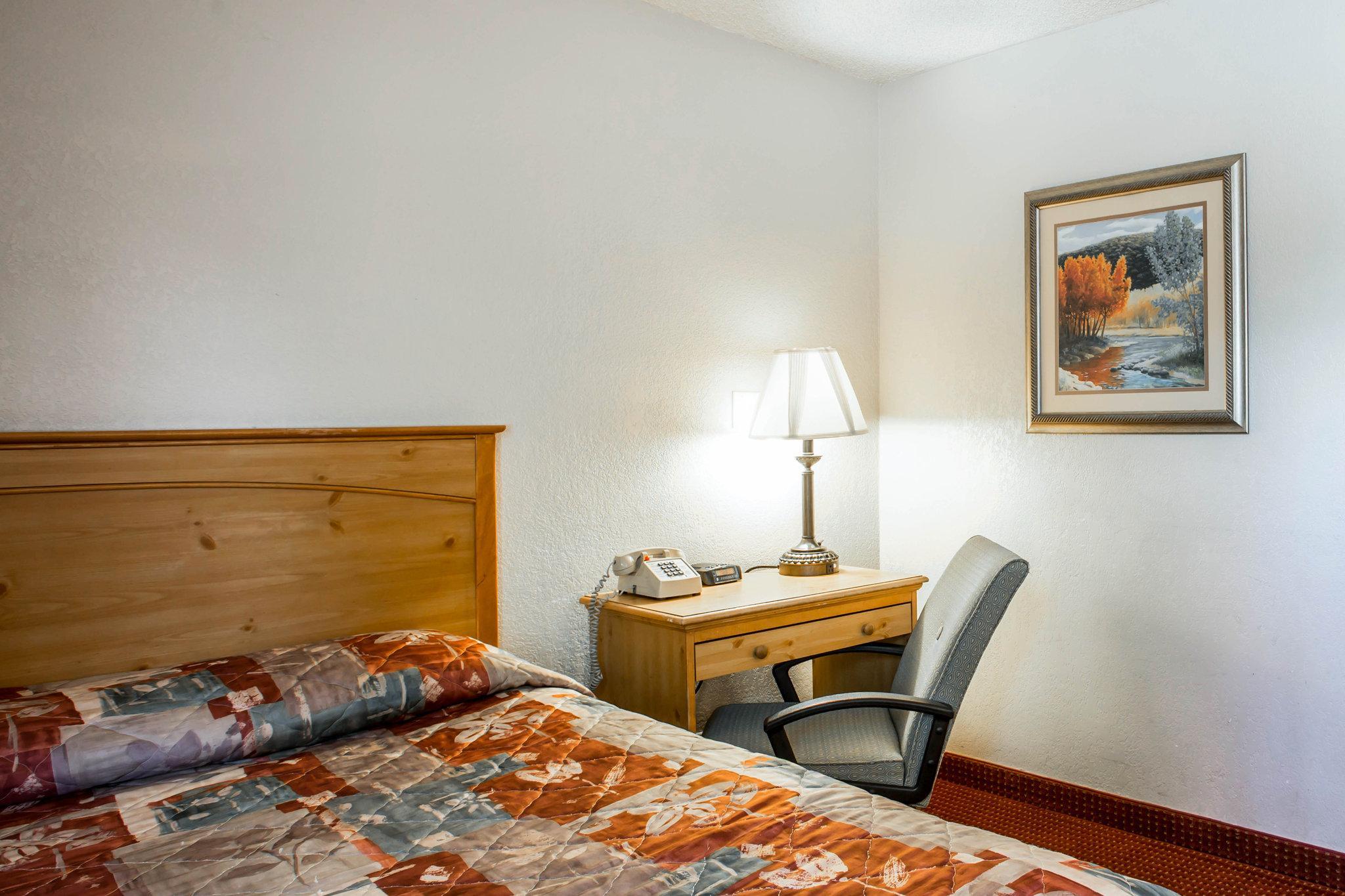 Rodeway Inn Asheville Exterior photo