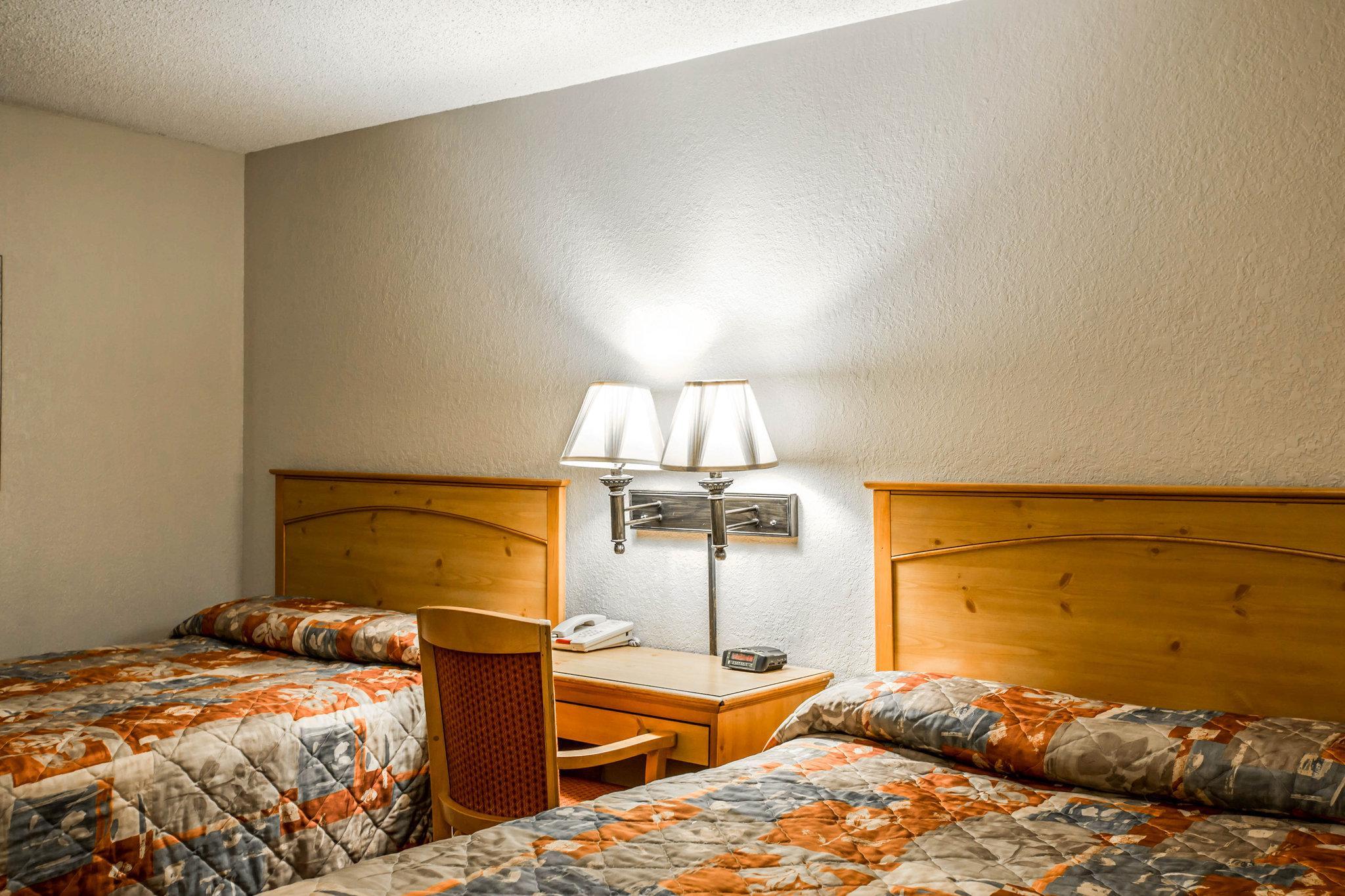 Rodeway Inn Asheville Exterior photo