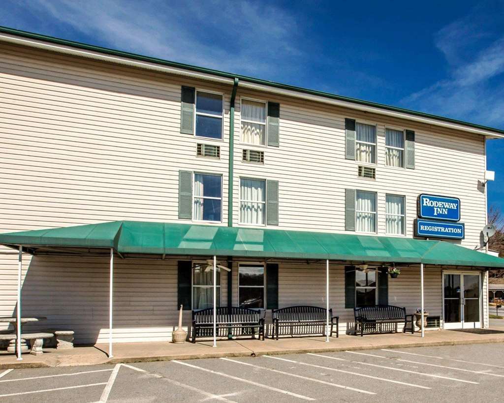 Rodeway Inn Asheville Exterior photo